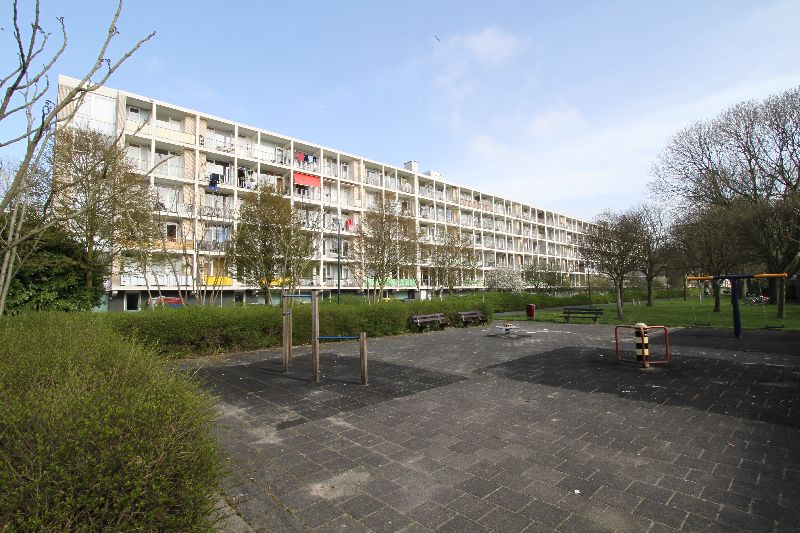 Complex van de VvE van J. Cornelissen en J. Nijhof